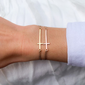 Bracelet cross