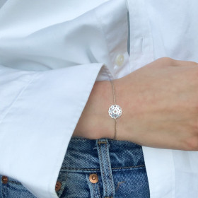 silver flower bracelet on lurex thread