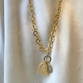 Necklace with chain gold...